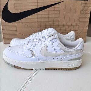 Nike Gamma Force 'Light Bone' Sneakers Women's Size 10.